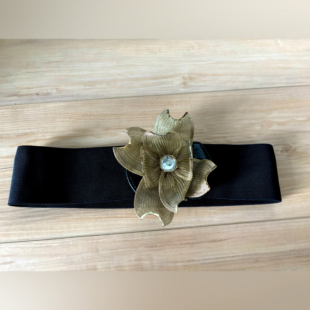 Floral Crystal Belt